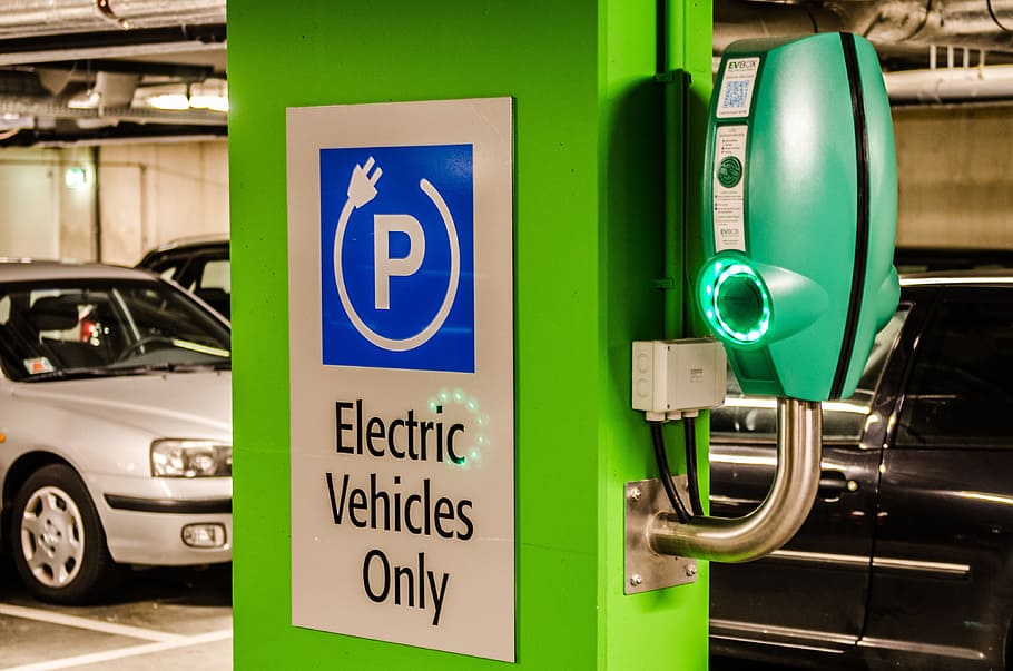 Etf veicoli elettrici: quali sono i migliori tra cui scegliere? Come richiederli?